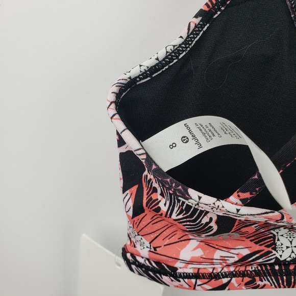 New Lululemon Atheletica Lighten Up Bra size 8 - Picture 3 of 3